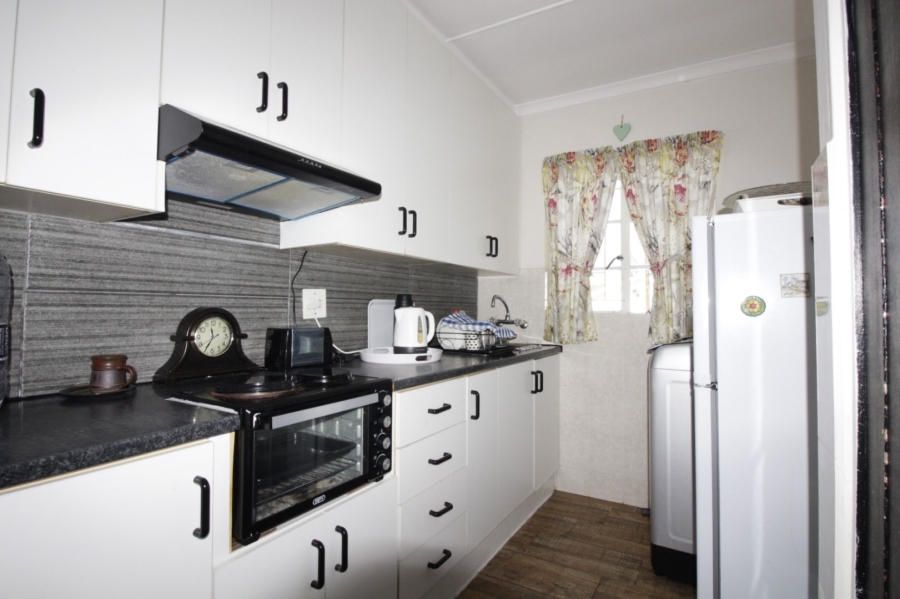 2 Bedroom Property for Sale in Aston Bay Eastern Cape